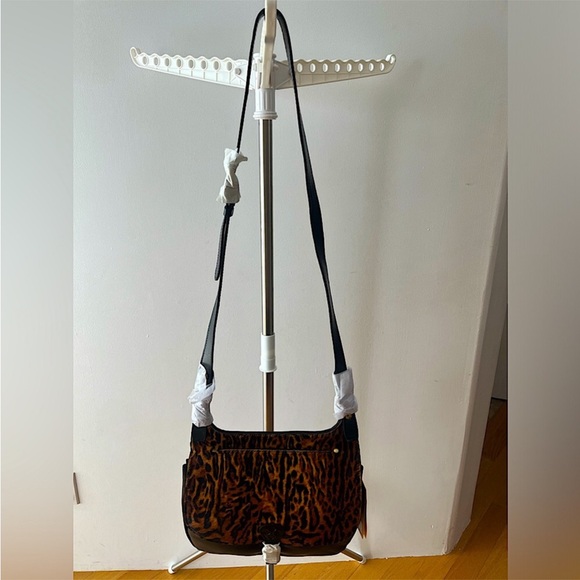 Patricia Nash Heritage Rust London Saddlebag Crossbody - Picture 4 of 16